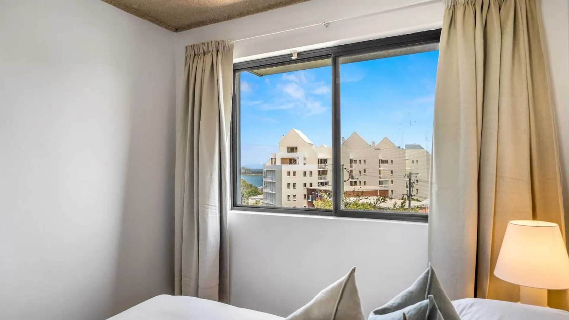 2-Bed Near Beach With Bbq & Stunning Ocean Views Alexandra Headland Apartament